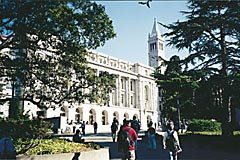 &AElig;rverdige bygninger p&aring; Berkeley, men de er ikke s&aring; gamle &ndash; universitetet ble etablert i 1868