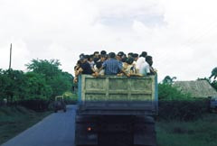 Slik drar folk utenfor byene p&aring; jobb. Det har vel ogs&aring; sine lyse sider?