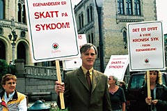 President Hans Petter Aarseth st&oslash;ttet Landsforeningen for Hjerte- og Lungesykes markering mot dagens egenandelsystem. Foto S&hellip;