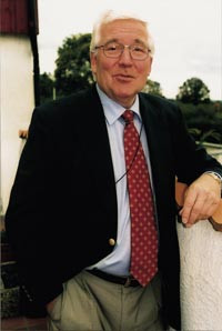 Roy Magnus L&oslash;ken er blitt pensjonist, men en aktiv s&aring;dan. Han har fortsatt en h&aring;nd p&aring; rattet i Sentrum R&oslash;ntgeninstitutt&hellip;