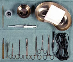  Figur 1    Uppdukning av l&auml;mpliga instrument vid operation av mindre hudf&ouml;r&auml;ndring