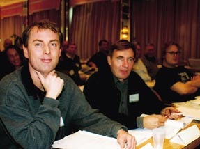 Delegatene Harald G. Sunde, Frode &Oslash;vrejord og Peder Joakimsen fra Finnmark l&aelig;geforening. Foto N. Husom