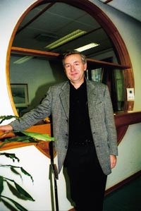 H&oslash;sten 2002 blir Stener Kvinnsland generalsekret&aelig;r i Kreftforeningen som har 200 000 medlemmer. Foto K. Ronge