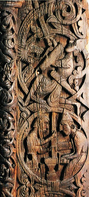 Figur 8   Detaljer fra portalen i Hylestad stavkirke, sk&aring;ret omtrent ett &aring;rhundre etter at vikingtiden var slutt. Treskurden&hellip;