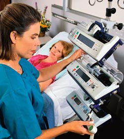 Elektroniske apparater er et betydelig st&oslash;yelement ved sykehus. Foto Doctors and Medicine