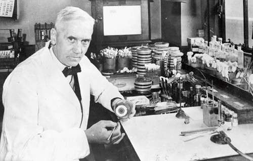 I 1945 mottok Alexander Fleming (1881&thinsp;&ndash;&thinsp;1955) nobelprisen i fysiologi eller medisin for oppdagelsen av penicillin. I et&hellip;