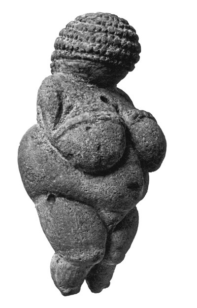 Venus fra Willendorf &ndash; skj&oslash;nnhetsideal fra eldre steinalder. Foto: NTB scanpix