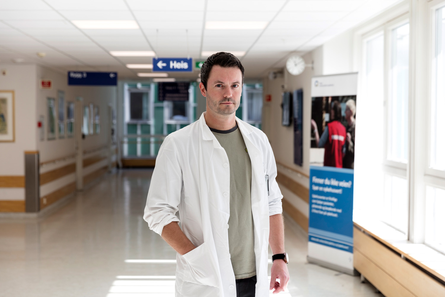 Lege i spesialisering Odd Bj&oslash;rn Salte ved Kirurgisk avdeling mener et felles, nasjonalt pasientjournalsystem ville g&aring;tt rett&hellip;