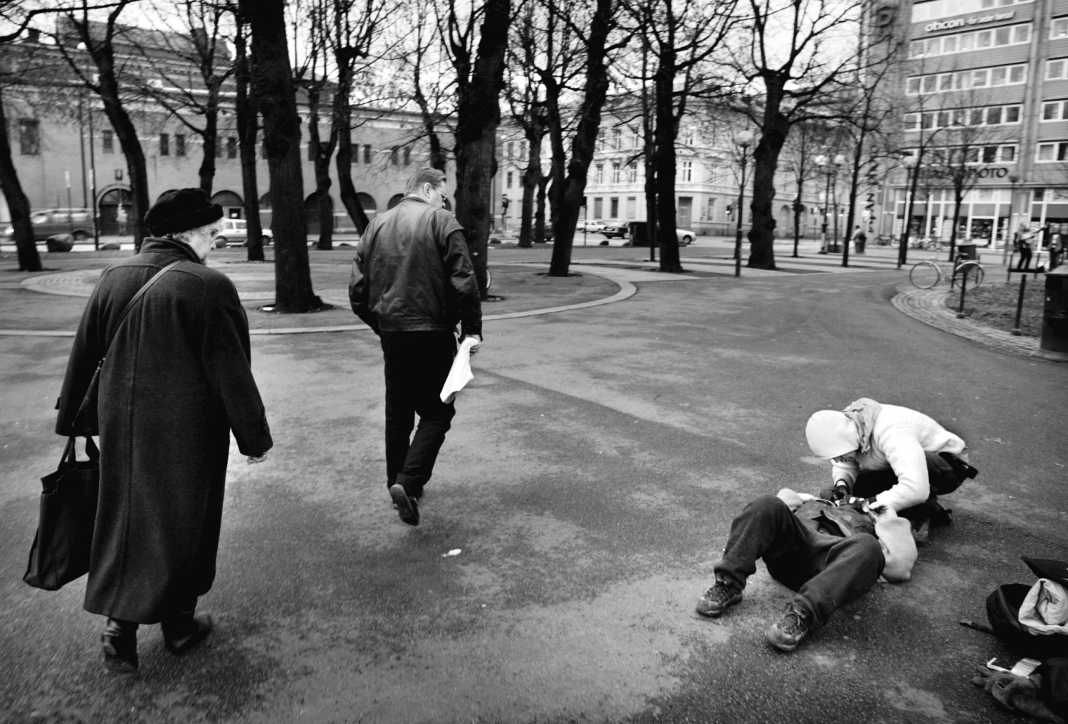 Figur 2 Rusavhengige p&aring; &laquo;Plata&raquo; i Oslo i 2003. Den &aring;pne russcenen for de mest belastede, injiserende avhengige i Oslo ved&hellip;