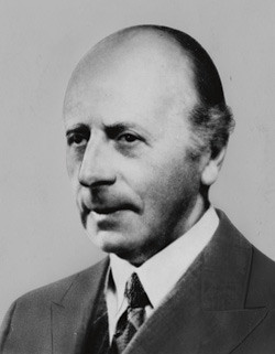 Professor i nevrologi Georg H. Monrad-Krohn (1884&thinsp;&ndash;&thinsp;1964) var dekanus ved Det medisinske fakultet 1941&thinsp;&ndash;&thinsp;45. Foto&hellip;