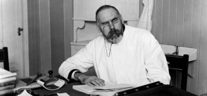 Det eneste kjente fotografiet av Johan Scharffenberg i arbeid som lege. Det er usikkert om det er fra hans kontor i&hellip;