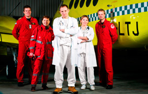 Leger og luftambulansepersonell i Finnmarkssykehuset. Foto: Frank Rune Isaksen