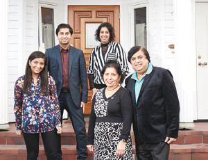 Mamma og pappa Gulati har hjemmet sitt og arbeidsplassen sin i dette huset p&aring; Lillestr&oslash;m. Barna har delvis vokst opp her, og&hellip;