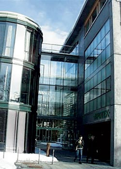 Medisinsk teknisk forskningssenter er fakultetets hovedbase .