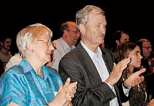 Gjennomsnittsalderen blant delegatene var vesentlig h&oslash;yere enn i 2002, med 45,7 &aring;r mot 44,3 &aring;r i 2002. Foto Lisbet T&hellip;