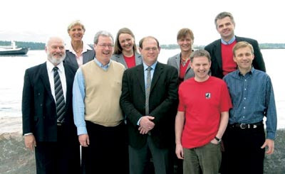 Det nye sentralstyret for perioden 2003 &ndash; 2005 (bak f.v.): Anne Mathilde Hanstad, Ragnhild &Oslash;ydna St&oslash;en, Torun Janbu, Lars&hellip;