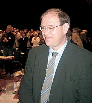 Hans Kristian Bakke ble gjenvalgt med applaus p&aring; landsstyrem&oslash;tets siste dag. Foto Lisbet T. Kongsvik