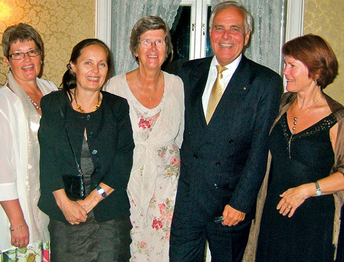 Aud Nome Dueland (t.v.), Kathe Aase, PSLs to &aelig;resmedlemmer Anne Beth Moslet og Truls Disen og Synn&oslash;ve Bratlie feiret 30&hellip;