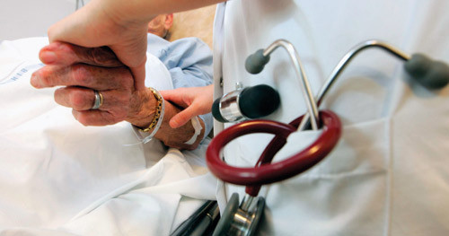 Det m&aring; klargj&oslash;res hvilke oppgaver som skal l&oslash;ses i sykehusene. Illustrasjonsfoto Colourbox