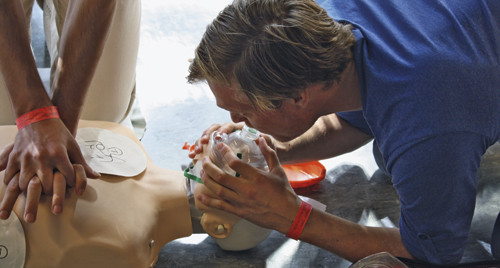 L&aelig;rerik helg i akuttmedisin for medisinstudentene. Foto Sunniva Garshol Skurtveit