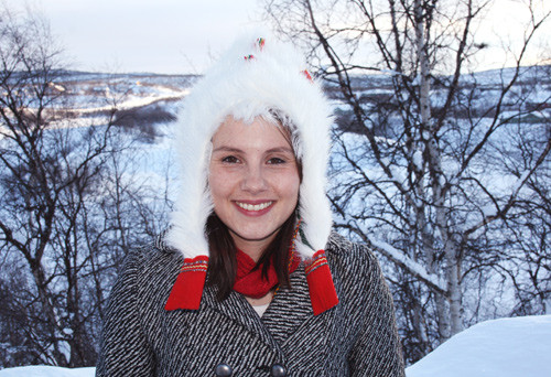 Anne M&aacute;ddji Heatta trives som fastlege i Kautokeino. Foto Lisbet T. Kongsvik