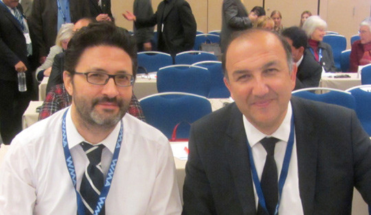 R&aring;dgiver Murat Civaner og president Bayazit Ilhan i Den tyrkiske legeforening. Foto: Svein Aarseth