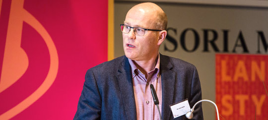 BEDRE KOMMUNETILBUD: &ndash; Endringene i prim&aelig;rhelsetjenesten vil gi muligheter til &aring; styrke helsetilbudet og gj&oslash;re den mer&hellip;