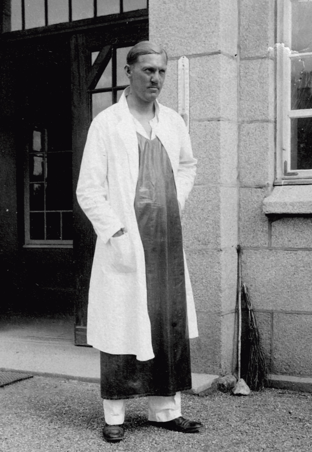 Figure 2 Dr Roar Str&oslash;m in work attire, unknown time and place. The copyright of the photograph is considered to have expired.