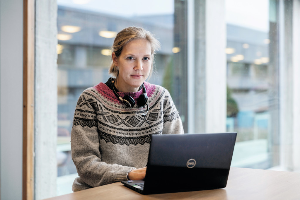 Marte Skogen Evje valgte seg Giftinformasjonen ved Folkehelseinstituttet som arbeidsplass, men vurderte ogs&aring; allmennmedisin&hellip;