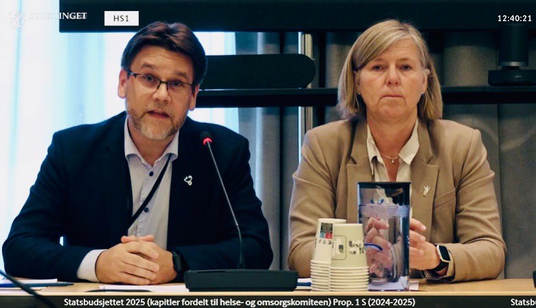 P&Aring; STORTINGET: Nils Kristian Klev og Anne-Karin Rime representerte Legeforeningen under den muntlige h&oslash;ringen om&hellip;